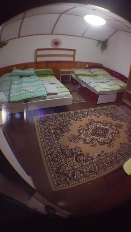 Ubytovanie 184, Bed And Braekfast 184 Stará Lesná Zewnętrze zdjęcie